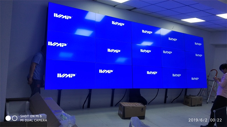 2019年长春欧亚集团监控中心液晶拼接系统大屏幕