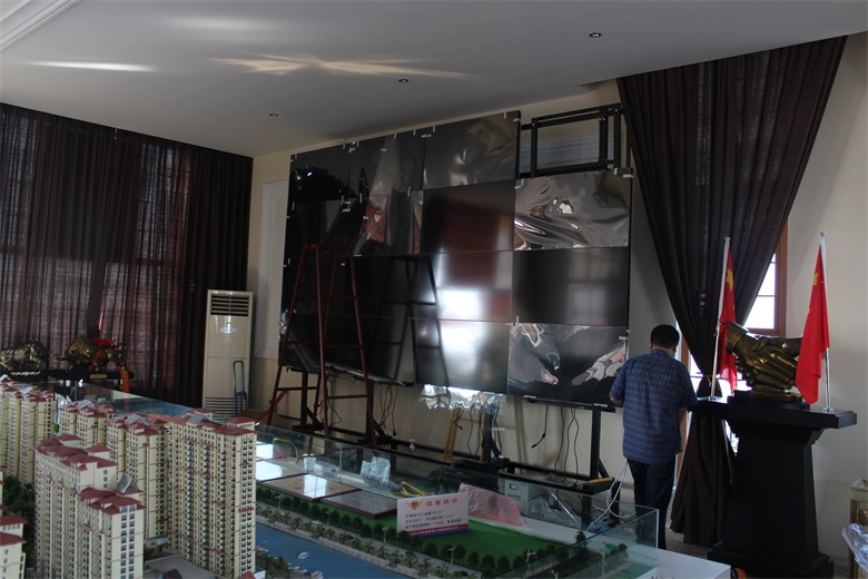 2011年山东龙口海岸华府售楼处液晶拼接系统沙盘